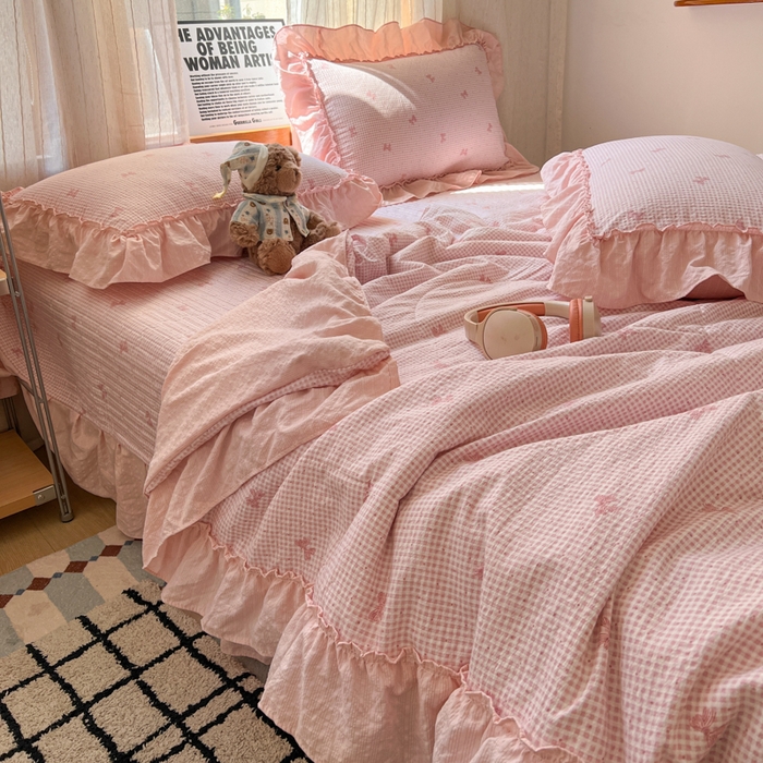 91家纺网 家纺一手货源 找家纺 梵希雅 2026新款床盖款花边夏被四件套 格子结