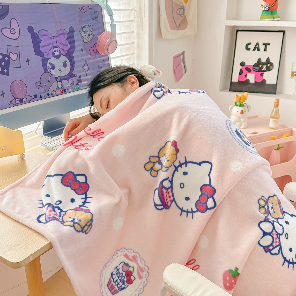 91家纺网 家纺一手货源 找家纺 博雅 2026新款三丽鸥小版牛奶绒盖毯午睡毯 小版-草莓蛋糕KT