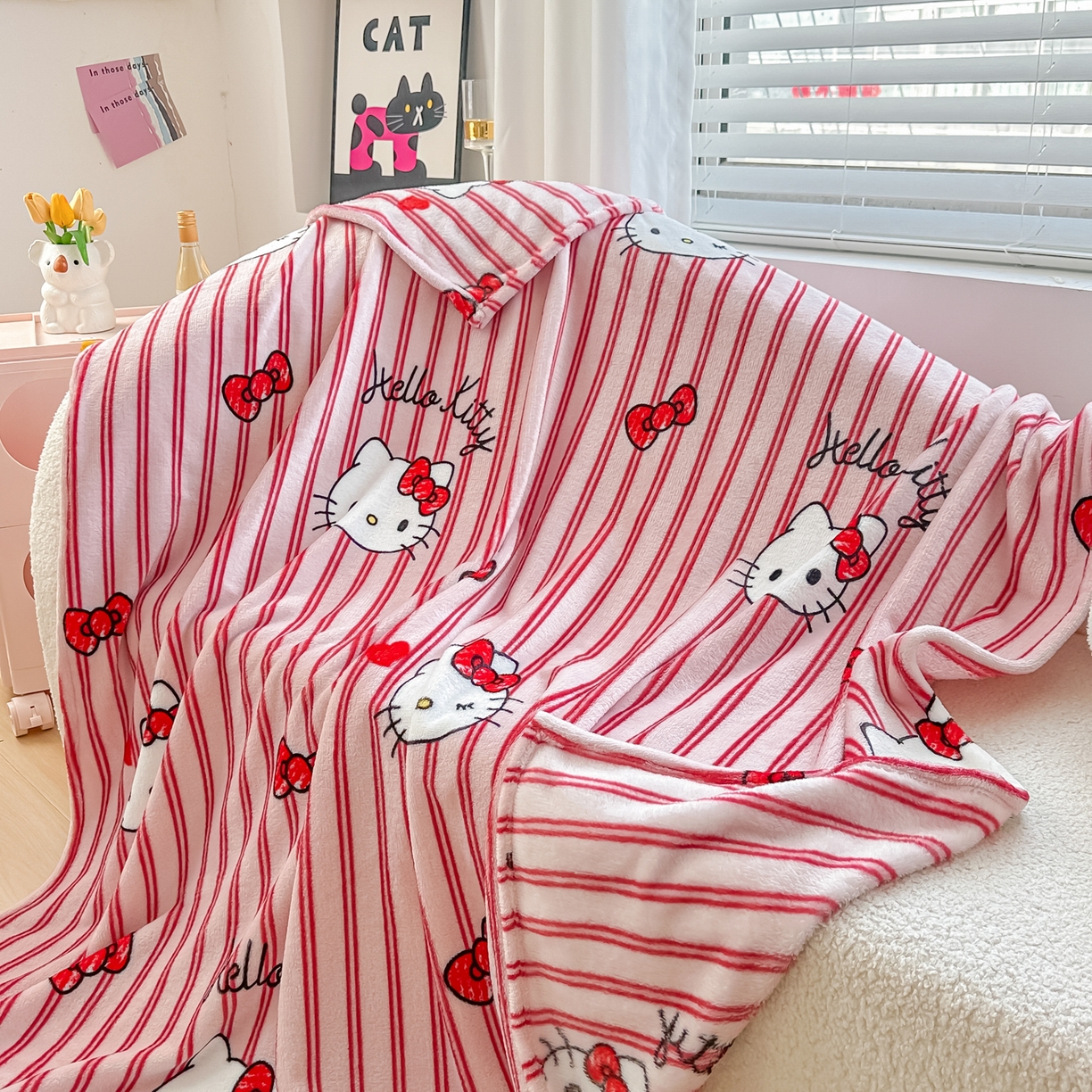 91家纺网 家纺一手货源 找家纺 博雅 2026新款三丽鸥小版牛奶绒盖毯午睡毯 小版-高贵KT