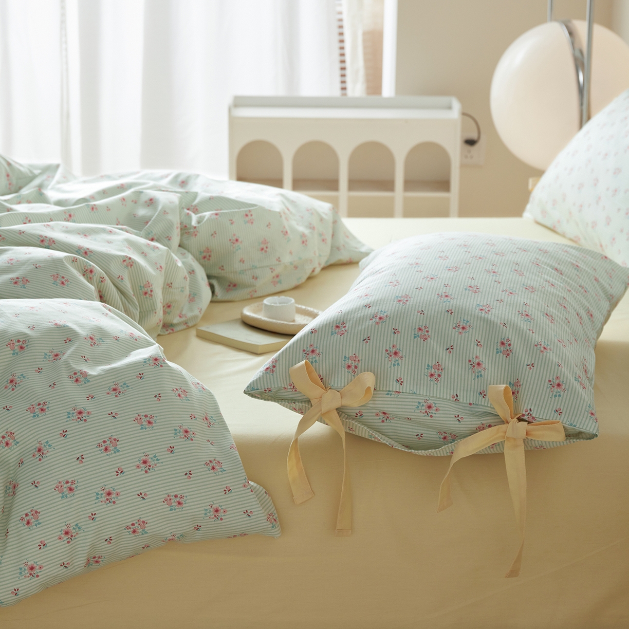 91家纺网 家纺一手货源 找家纺 绫韵家纺 2026新款春夏13372全棉蝴蝶结四件套系列 香山雪