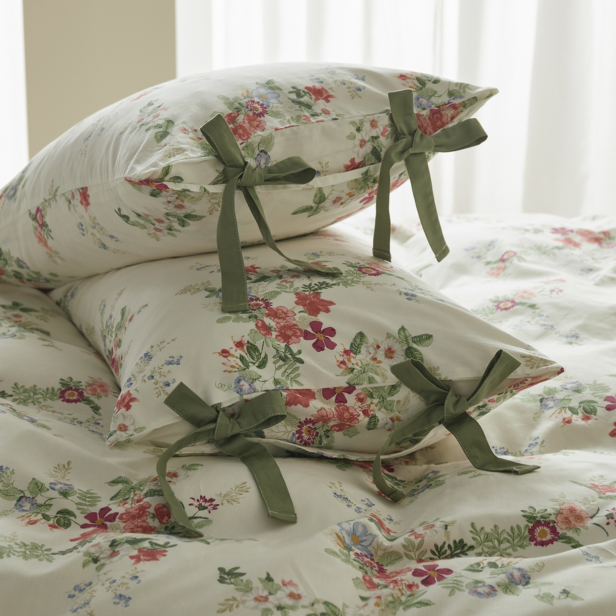 91家纺网 家纺一手货源 找家纺 绫韵家纺 2026新款春夏13372全棉蝴蝶结四件套系列 火花