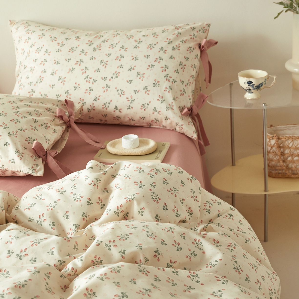 91家纺网 家纺一手货源 找家纺 绫韵家纺 2026新款春夏13372全棉蝴蝶结四件套系列 情有独钟