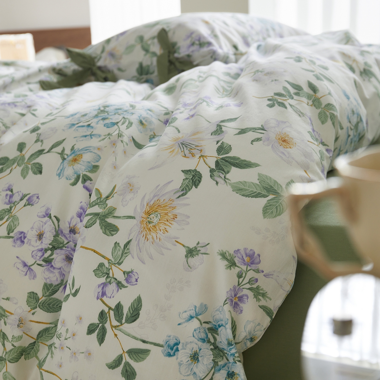 91家纺网 家纺一手货源 找家纺 绫韵家纺 2026新款春夏13372全棉蝴蝶结四件套系列 丹恒