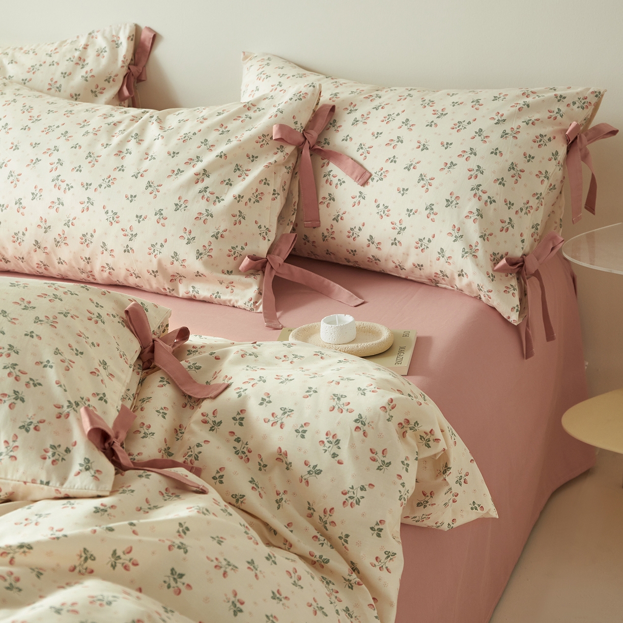 91家纺网 家纺一手货源 找家纺 绫韵家纺 2026新款春夏13372全棉蝴蝶结四件套系列 情有独钟