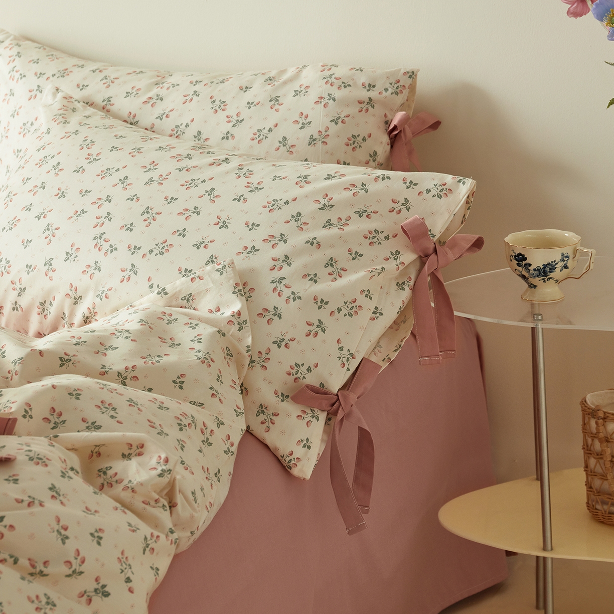 91家纺网 家纺一手货源 找家纺 绫韵家纺 2026新款春夏13372全棉蝴蝶结四件套系列 情有独钟