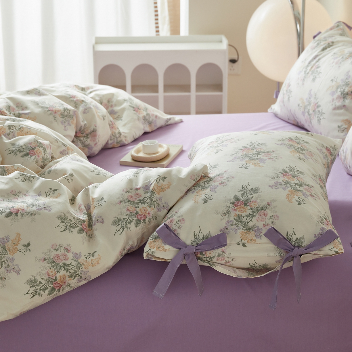 91家纺网 家纺一手货源 找家纺 绫韵家纺 2026新款春夏13372全棉蝴蝶结四件套系列 君雅临风