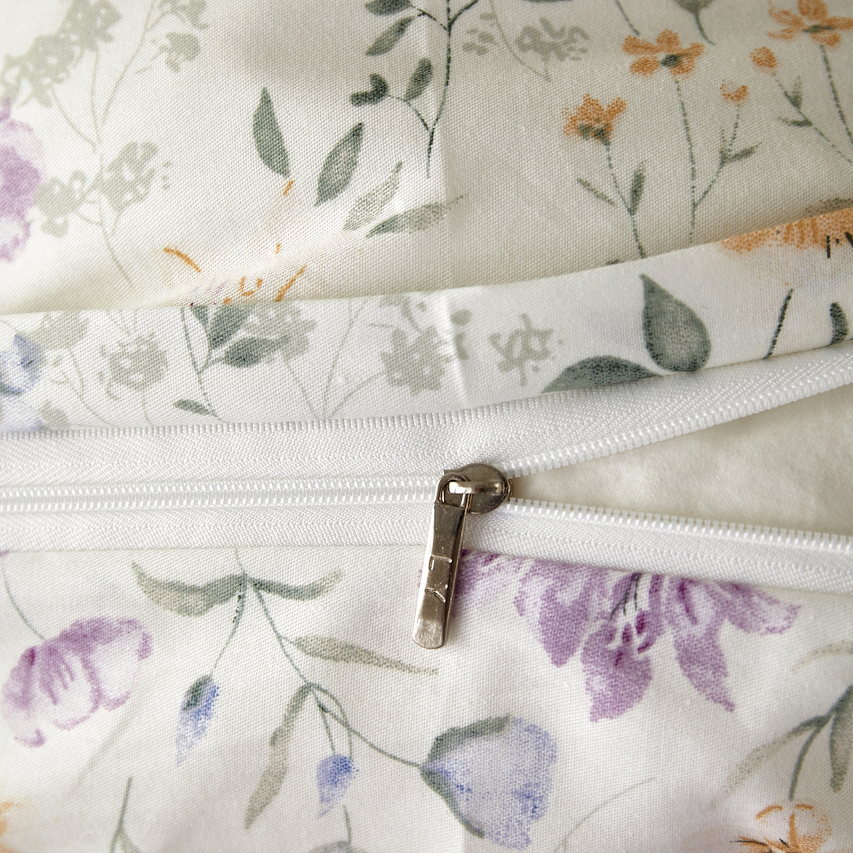 91家纺网 家纺一手货源 找家纺 绫韵家纺 2026新款春夏13372全棉蝴蝶结四件套系列 紫霞