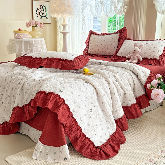 91家纺网 家纺一手货源 找家纺 韩约家纺 2026新款法式大花边泡芙棉床单款夏凉被空调被被套四件套 爱心蝴蝶结