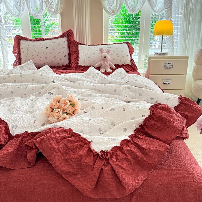 91家纺网 家纺一手货源 找家纺 韩约家纺 2026新款法式大花边泡芙棉床单款夏凉被空调被被套四件套 爱心蝴蝶结