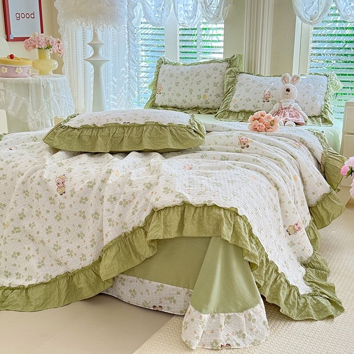 91家纺网 家纺一手货源 找家纺 韩约家纺 2026新款法式大花边泡芙棉床单款夏凉被空调被被套四件套 摩卡人生