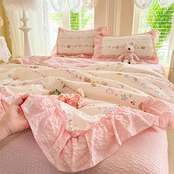 91家纺网 家纺一手货源 找家纺 韩约家纺 2026新款法式大花边泡芙棉床单款夏凉被空调被被套四件套 甜心kitty