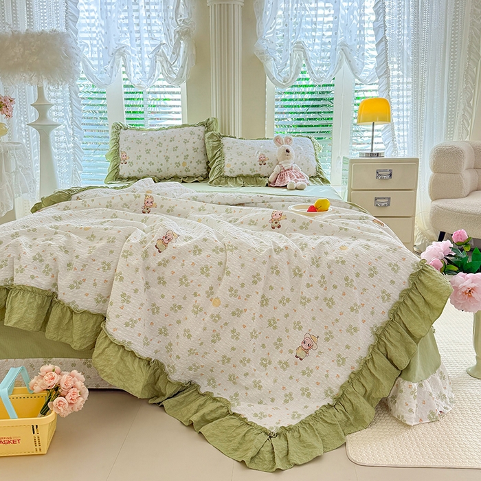 91家纺网 家纺一手货源 找家纺 韩约家纺 2026新款法式大花边泡芙棉床单款夏凉被空调被被套四件套 摩卡人生