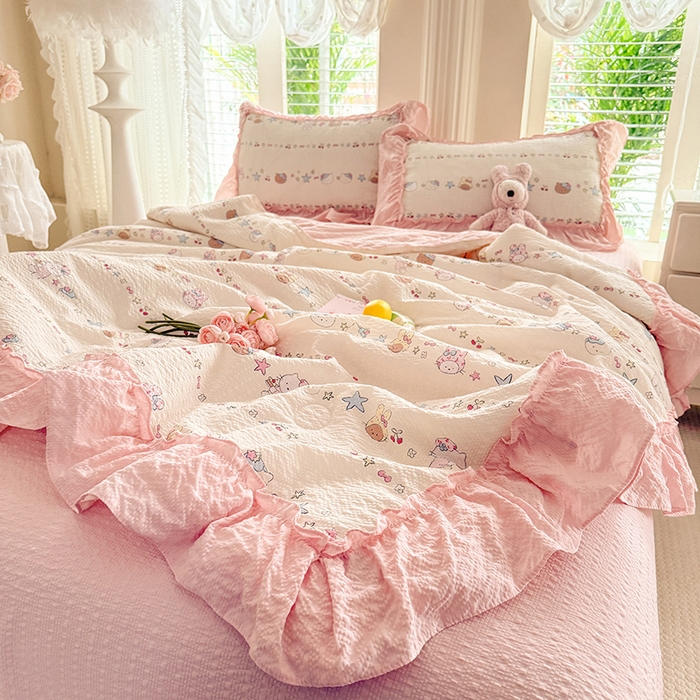 91家纺网 家纺一手货源 找家纺 韩约家纺 2026新款法式大花边泡芙棉床单款夏凉被空调被被套四件套 甜心kitty