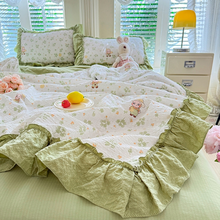 91家纺网 家纺一手货源 找家纺 韩约家纺 2026新款法式大花边泡芙棉床单款夏凉被空调被被套四件套 摩卡人生