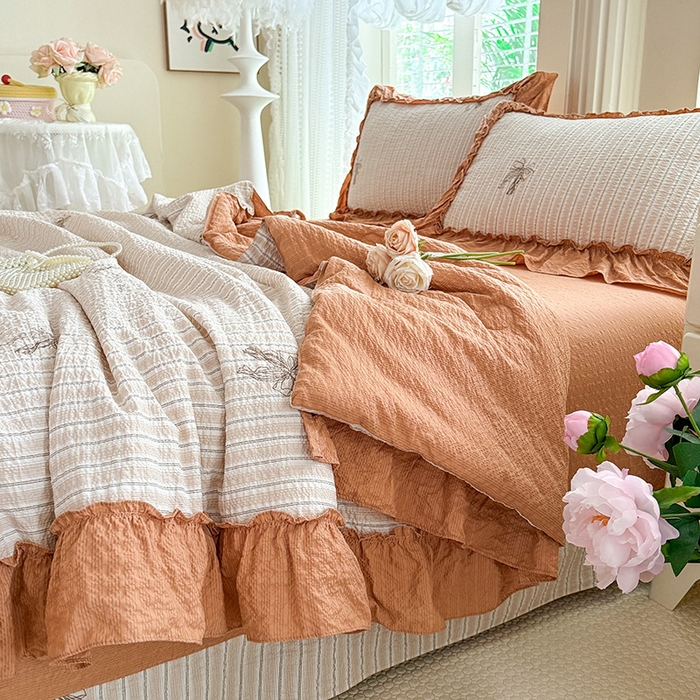 91家纺网 家纺一手货源 找家纺 韩约家纺 2026新款法式大花边泡芙棉床单款夏凉被空调被被套四件套 蝴蝶结