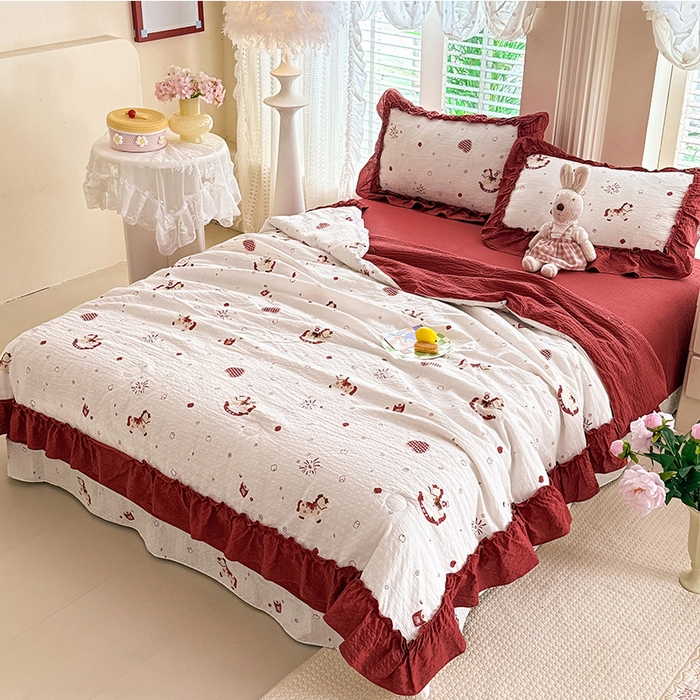 91家纺网 家纺一手货源 找家纺 韩约家纺 2026新款法式大花边泡芙棉床单款夏凉被空调被被套四件套 马上鸿运