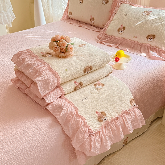 韩约家纺 2026新款法式大花边泡芙棉床单款夏凉被空调被被套四件套 呆萌熊宝