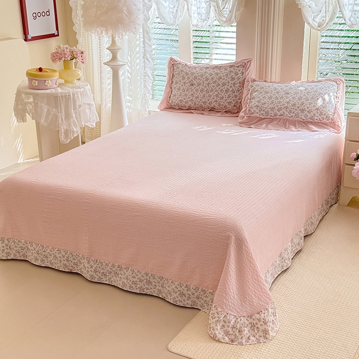 91家纺网 家纺一手货源 找家纺 韩约家纺 2026新款法式大花边泡芙棉床单款夏凉被空调被被套四件套 花涧