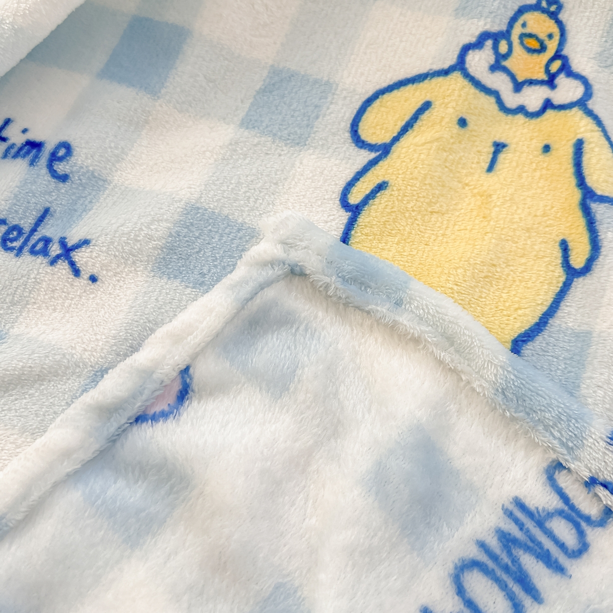 91家纺网 家纺一手货源 找家纺 博雅 2026新款三丽鸥小版牛奶绒盖毯午睡毯 小版-蓝格布丁狗