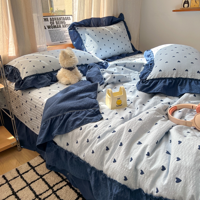 91家纺网 家纺一手货源 找家纺 梵希雅 2026新款床盖款花边夏被四件套 兰爱心