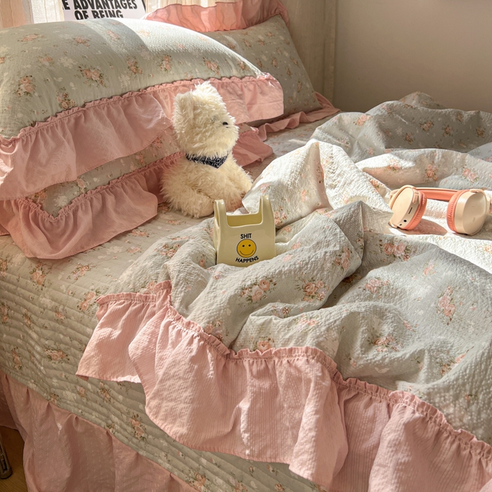 91家纺网 家纺一手货源 找家纺 梵希雅 2026新款床盖款花边夏被四件套 绿蔷薇