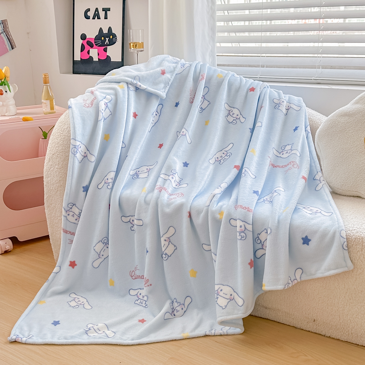 91家纺网 家纺一手货源 找家纺 博雅 2026新款三丽鸥小版牛奶绒盖毯午睡毯 小版-满版玉桂狗