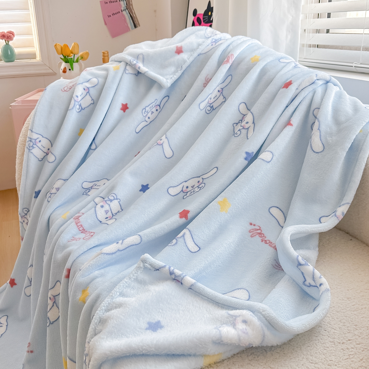 91家纺网 家纺一手货源 找家纺 博雅 2026新款三丽鸥小版牛奶绒盖毯午睡毯 小版-满版玉桂狗