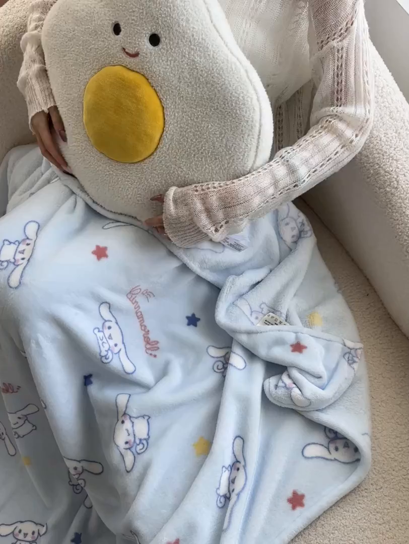 91家纺网 家纺一手货源 找家纺 博雅 2026新款三丽鸥小版牛奶绒盖毯午睡毯 小版-满版玉桂狗