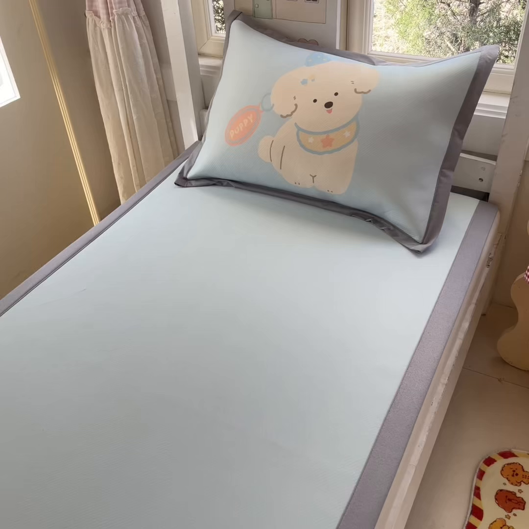 91家纺网 家纺一手货源 找家纺 川悦生活 2026新款凉豆豆大阪卡通学生床凉席席子凉席 尼塔小汪