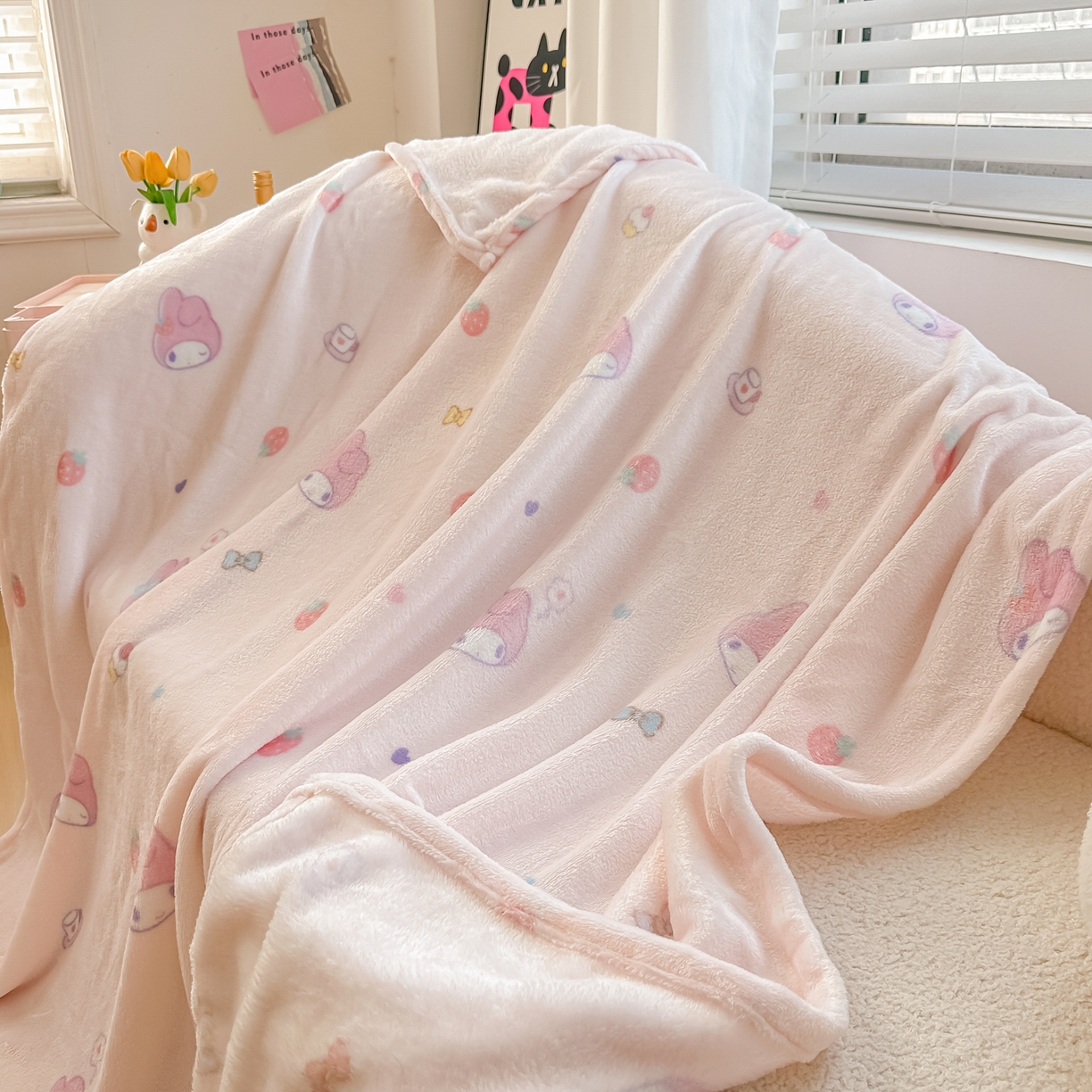 91家纺网 家纺一手货源 找家纺 博雅 2026新款三丽鸥小版牛奶绒盖毯午睡毯 小版-下午茶美乐蒂