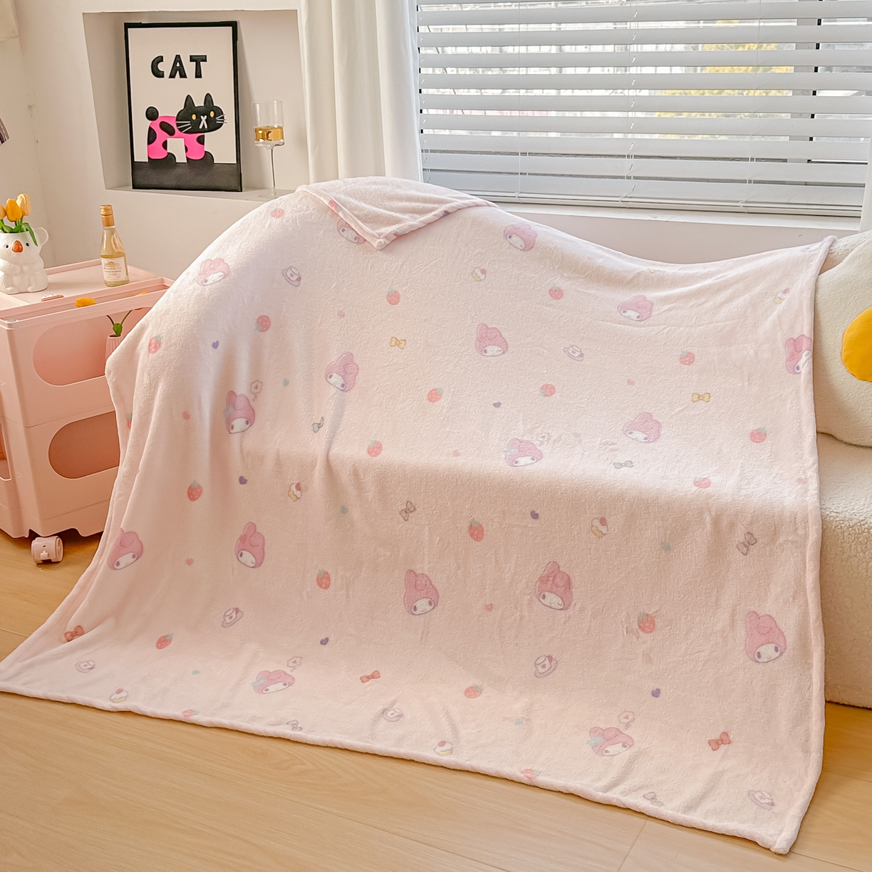 91家纺网 家纺一手货源 找家纺 博雅 2026新款三丽鸥小版牛奶绒盖毯午睡毯 小版-下午茶美乐蒂