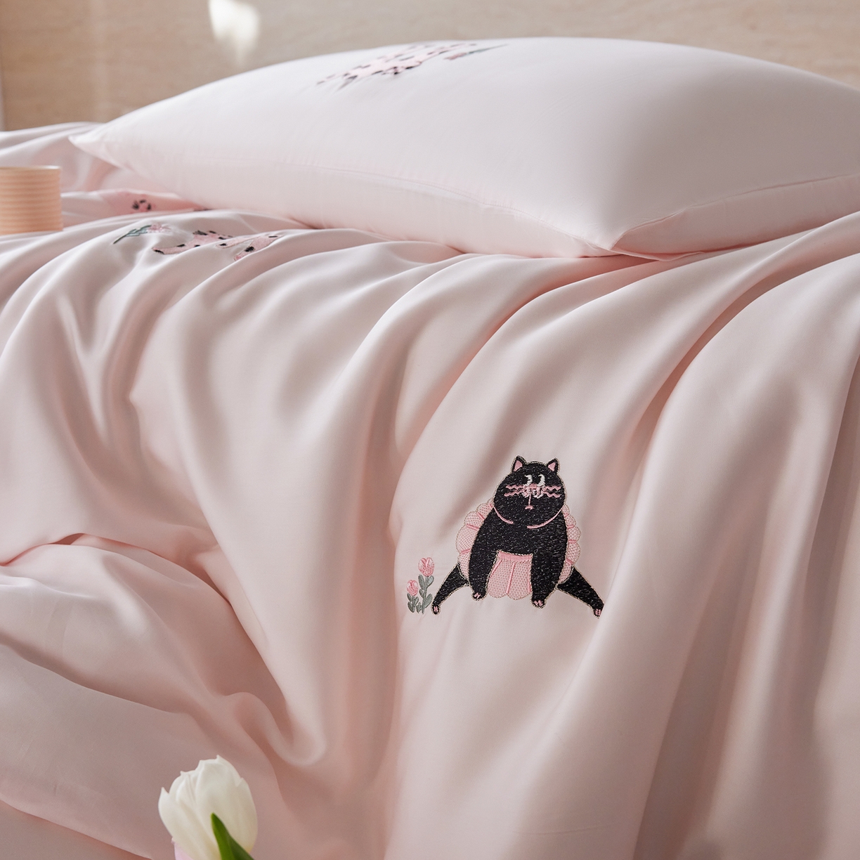 91家纺网 家纺一手货源 找家纺 （总）风向标家纺 2026新款兰精天丝绣花四件套-萌宠系列