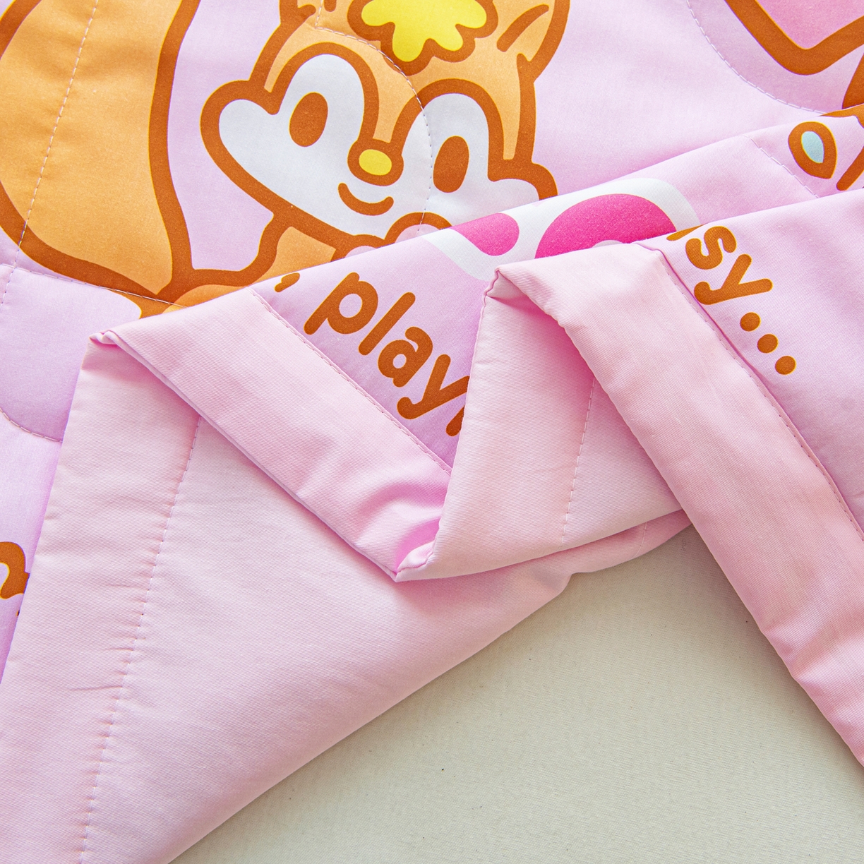 91家纺网 家纺一手货源 找家纺 乐秀家纺 2026新款三丽鸥大版全棉幼儿园空调被纯棉儿童夏凉被 蘑菇美乐蒂