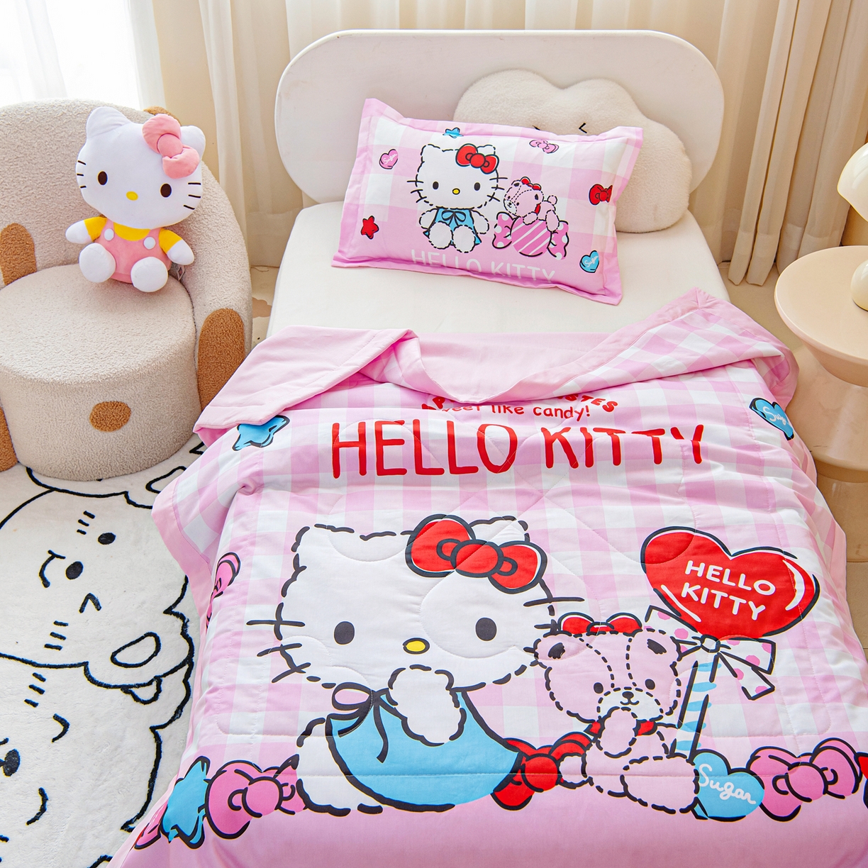 91家纺网 家纺一手货源 找家纺 乐秀家纺 2026新款三丽鸥大版全棉幼儿园空调被纯棉儿童夏凉被 糖果KT