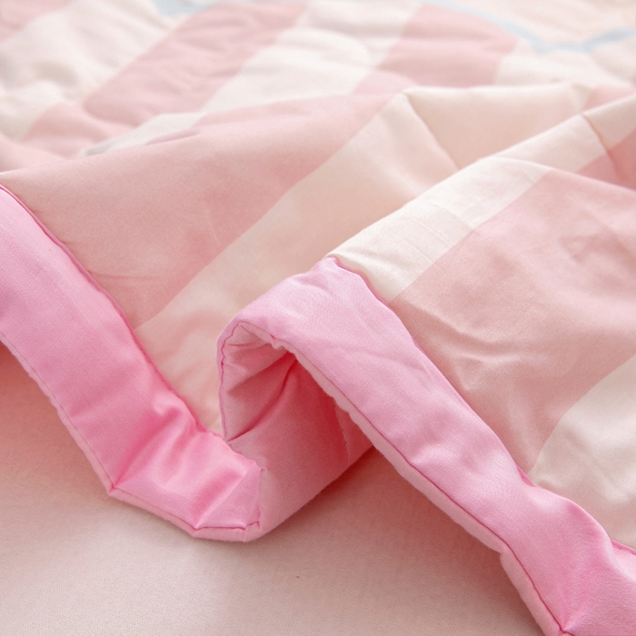 91家纺网 家纺一手货源 找家纺 乐秀家纺 2026新款三丽鸥大版全棉幼儿园空调被纯棉儿童夏凉被 爱心美乐蒂