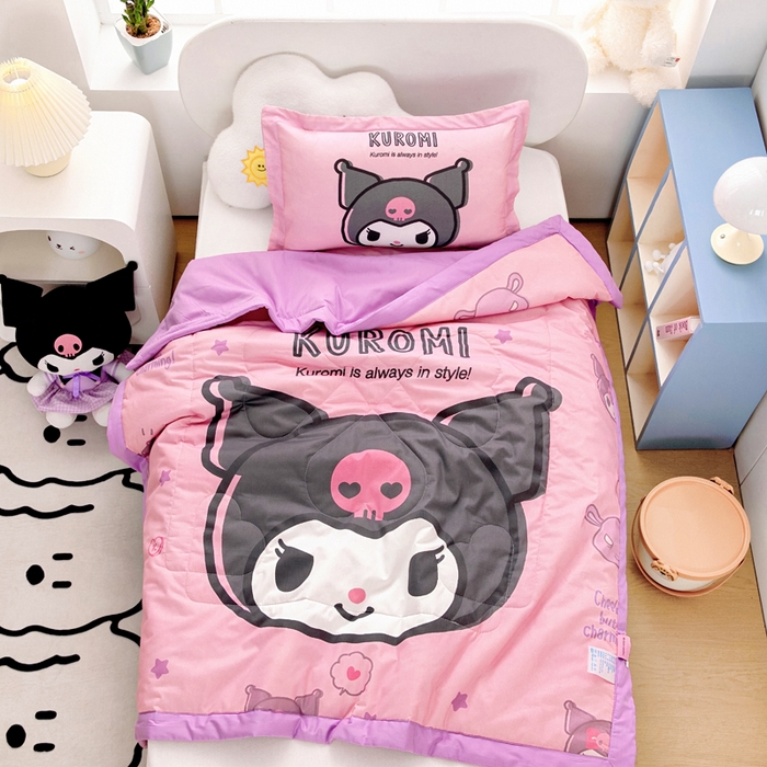 91家纺网 家纺一手货源 找家纺 乐秀家纺 2026新款三丽鸥大版全棉幼儿园空调被纯棉儿童夏凉被 黑酷使者