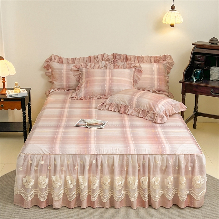 91家纺网 家纺一手货源 找家纺 宜凡家纺 2026新款全棉数码印花单层床裙②号系列三件套 光之羽-紫