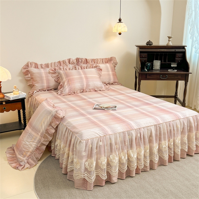 91家纺网 家纺一手货源 找家纺 宜凡家纺 2026新款全棉数码印花单层床裙②号系列三件套 光之羽-紫