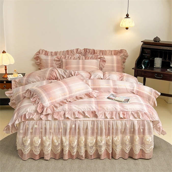 91家纺网 家纺一手货源 找家纺 宜凡家纺 2026新款全棉数码印花单层床裙②号系列三件套 光之羽-紫