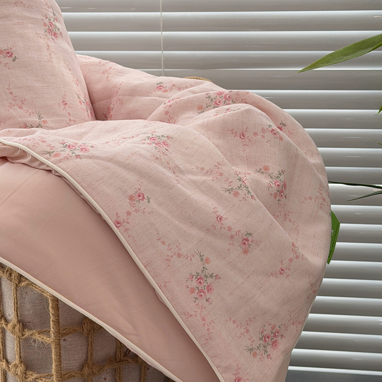 91家纺网 家纺一手货源 找家纺 佰织鑫家居 2026新款全棉双层纱锦氨凉感夏凉被空调被 初夏