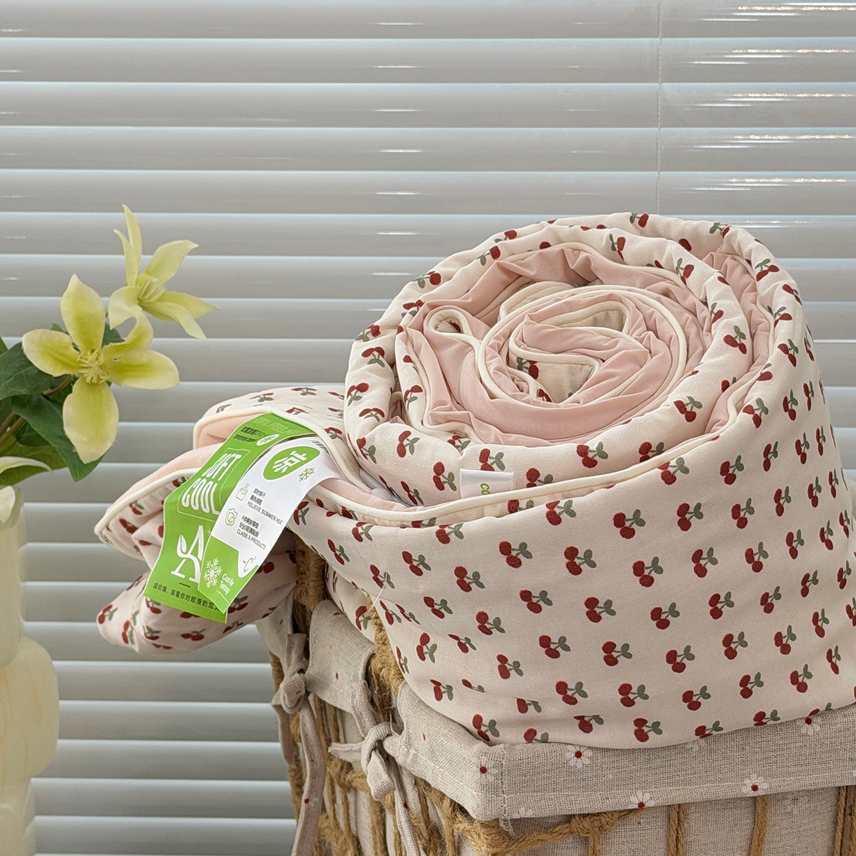 91家纺网 家纺一手货源 找家纺 佰织鑫家居 2026新款全棉双层纱锦氨凉感夏凉被空调被 车厘子