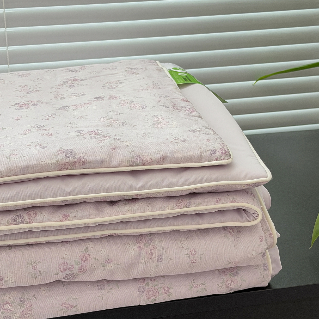 91家纺网 家纺一手货源 找家纺 佰织鑫家居 2026新款全棉双层纱锦氨凉感夏凉被空调被 浅夏