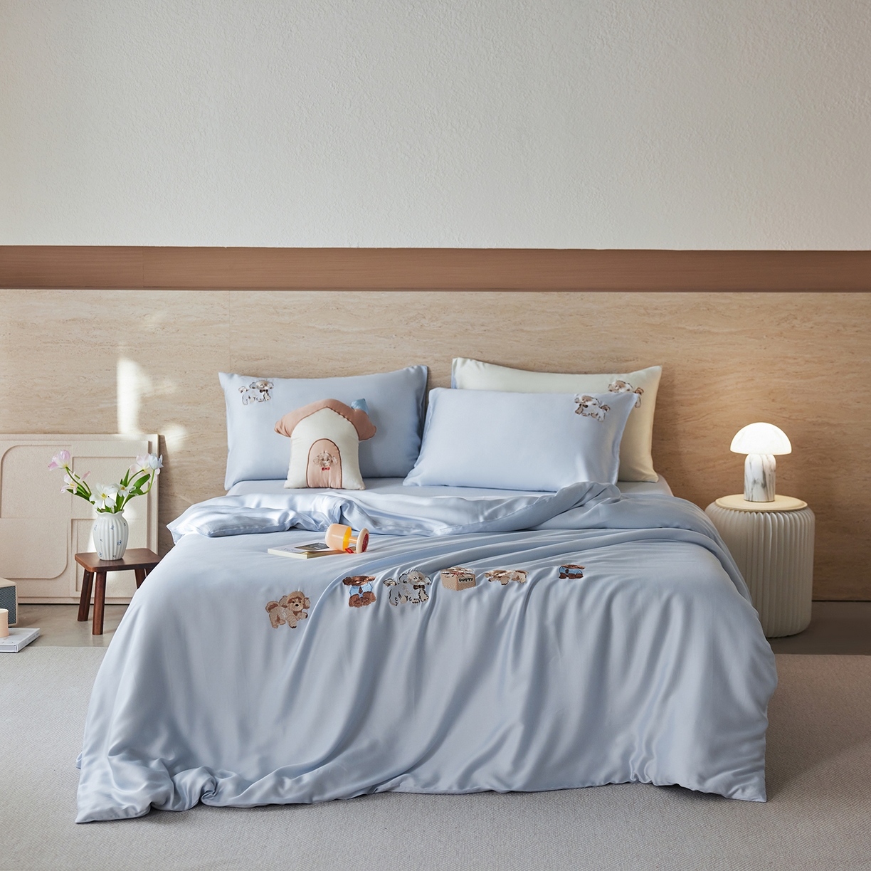 风向标家纺 2026新款兰精天丝绣花四件套-萌宠系列 奶蓝汪团