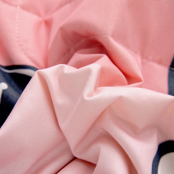 91家纺网 家纺一手货源 找家纺 乐秀家纺 2026新款三丽鸥大版全棉幼儿园空调被纯棉儿童夏凉被 条纹库洛米