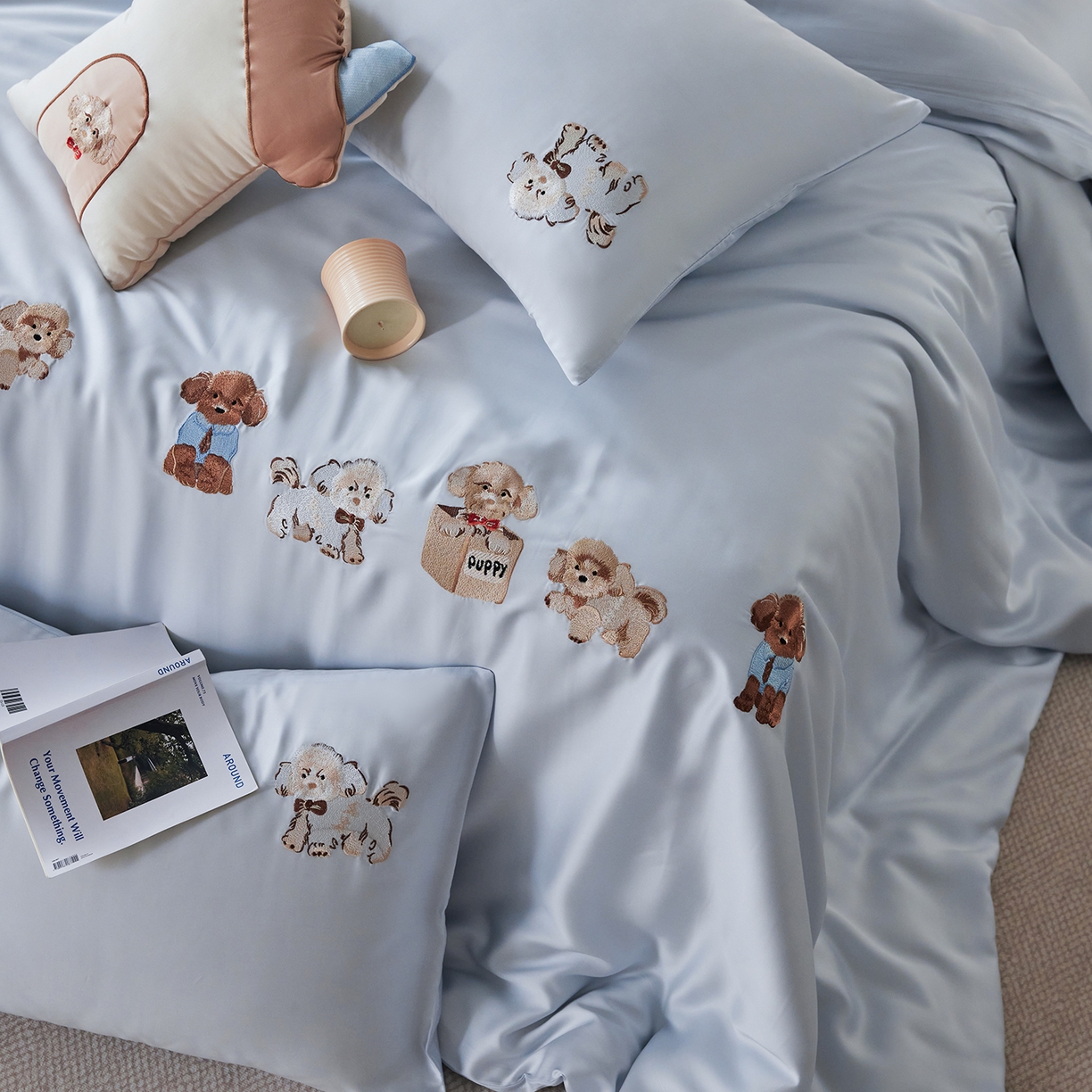 91家纺网 家纺一手货源 找家纺 风向标家纺 2026新款兰精天丝绣花四件套-萌宠系列 奶蓝汪团