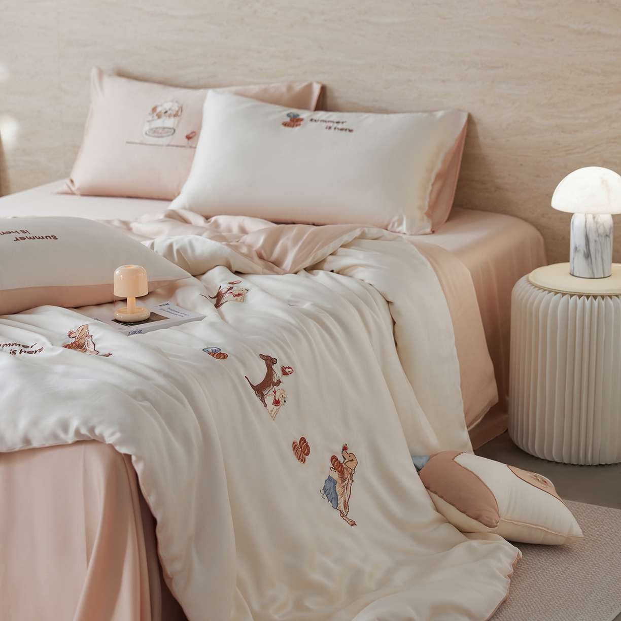 91家纺网 家纺一手货源 找家纺 风向标家纺 2026新款兰精天丝绣花四件套-萌宠系列 南瓜夏语