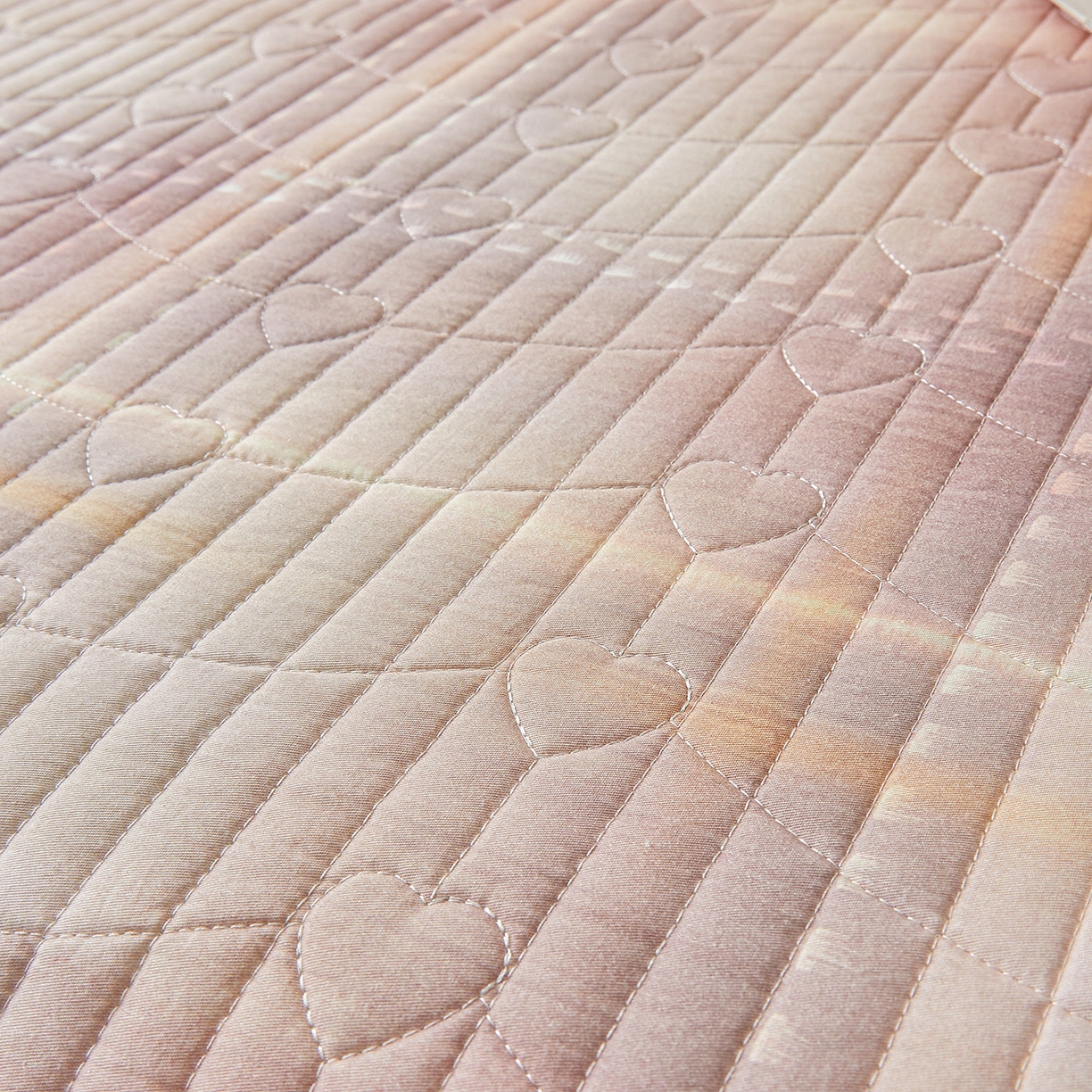 91家纺网 家纺一手货源 找家纺 宜凡家纺 2026新款全棉数码印花床盖②号系列四件套 光之羽-紫