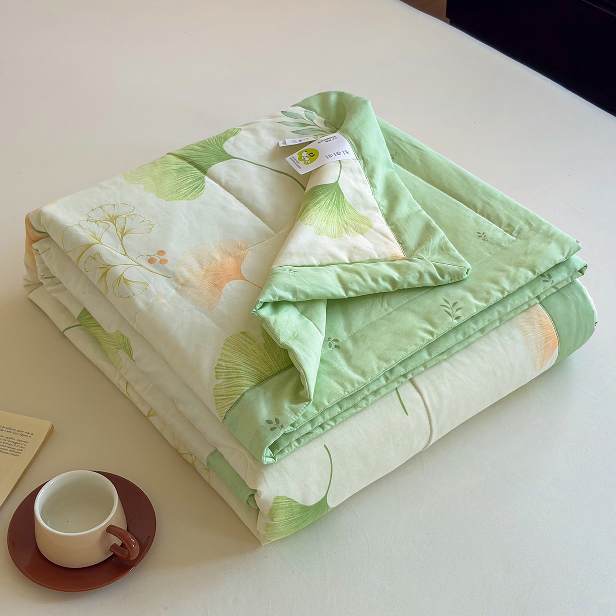 91家纺网 家纺一手货源 找家纺 宜梦家居 （全网最低价）2026新款亲肤新疆棉印花夏被系列 青绿银叶