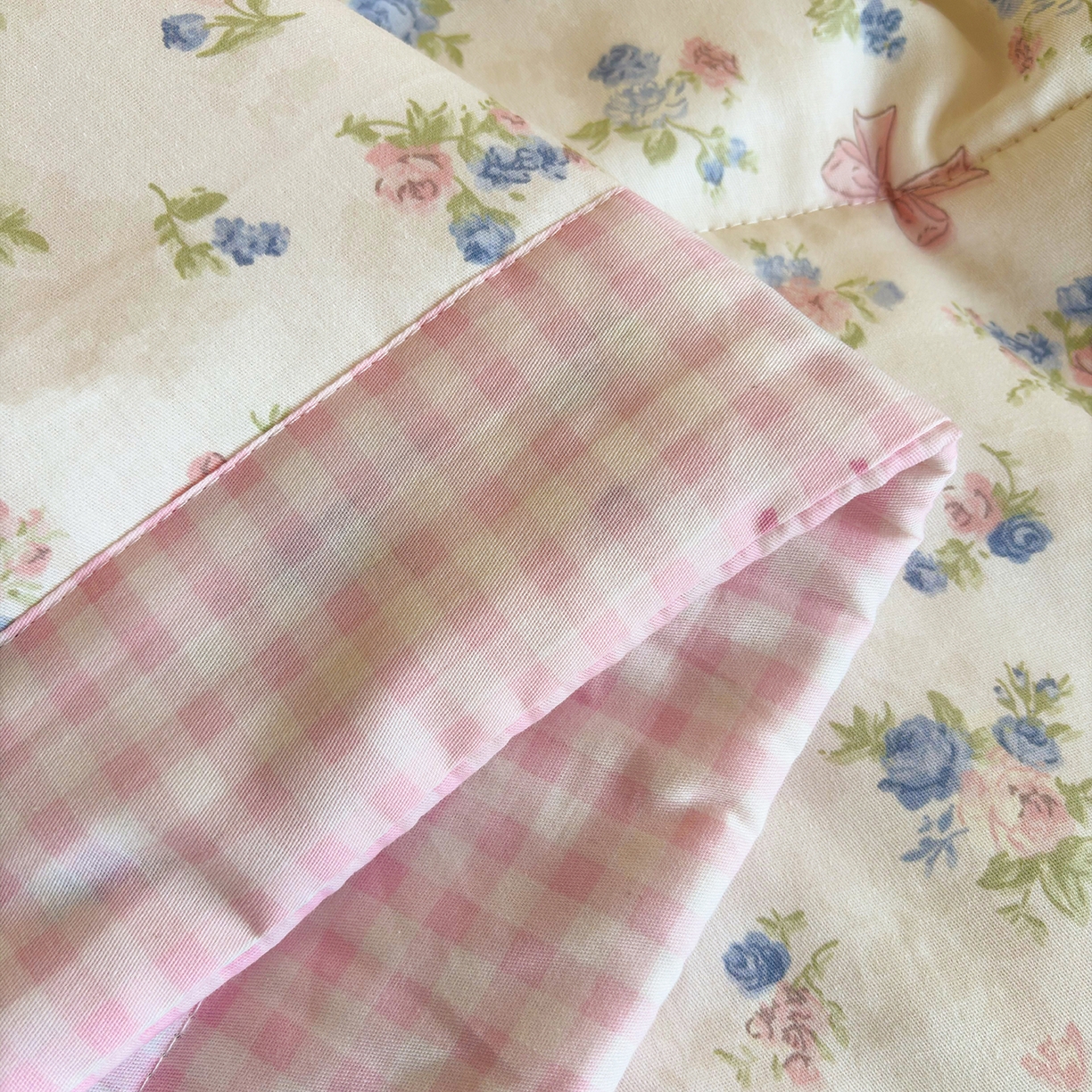 91家纺网 家纺一手货源 找家纺 宜梦家居 （全网最低价）2026新款亲肤新疆棉印花夏被系列 窗边花事