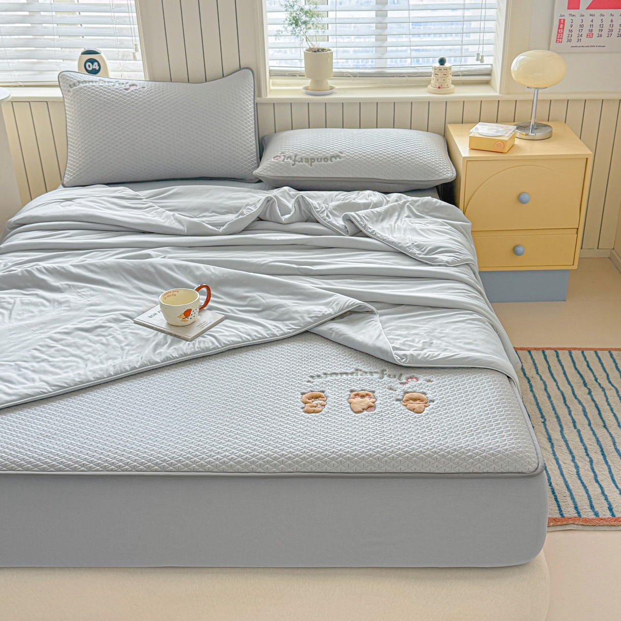 欧邦 2026新款PE中分子刺绣复合床笠款冰豆豆夏被套件-卡皮巴拉系列 卡皮-灰